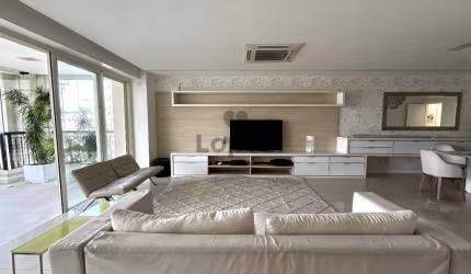Cobertura com 4 quartos, 595m2,  no Condomínio Riserva Uno - Barra da Tijuca.