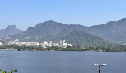 Excusividade na Lagoa