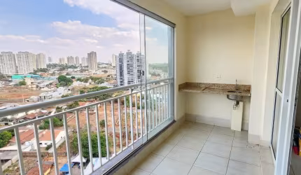 Apartamento com 3 dormitórios em frente ao Parque Cascavel