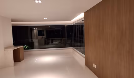 APARTAMENTO 4 QUARTOS  NO POSTO 6 BARRA DA TIJUCA PLAYA