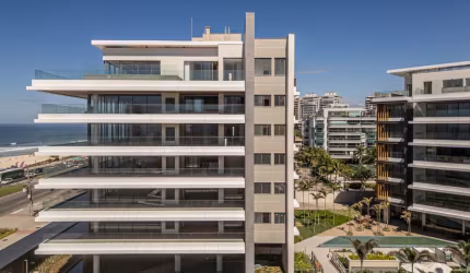 Apartamento alto padrão com 4 quartos na  Barra da Tijuca-RJ