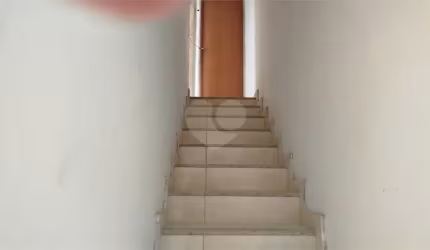 Casa de Vila à venda com 2 quartos em Jardim Atlântico Oeste (itaipuaçu), Maricá - RJ