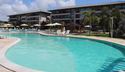 Excelente apartamento em condomínio Beira Mar, com 65,00m² de área útil.