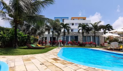 Flat mobiliado e com varanda com Excelente localização na Beira Mar da Praia dos Carneiros.