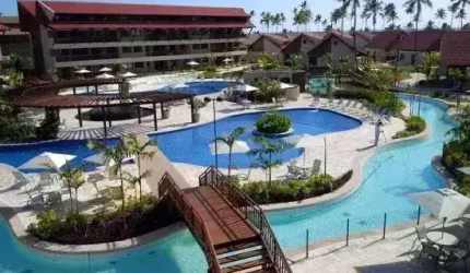 Vendo Lindo Flat em Muro Alto pé na areia com 2 quartos /CONSULTOR(81)9 85 97 78 33