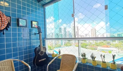 Vendo Apto Madalena com 3 quartos/1 suíte/1 vaga/andar alto/CORRETOR(81)9 8597-7833
