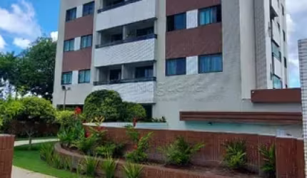 Conheça o Sobrado Carlos Pena Filho, localizado em Apipucos, uma das áreas mais arborizada