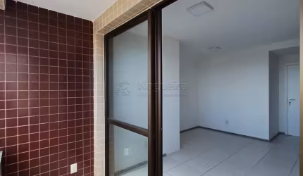 Excelente apartamento localizado em Candeias, com 61,82² de área útil.