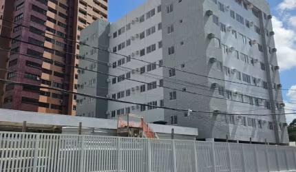 APARTAMENTO COM 02 QUARTOS EM CASA AMARELA-RECIFE/PE