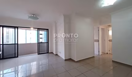 Apartamento com excelente localização em Boa Viagem, próximo ao Shopping Recife e Uninassau.