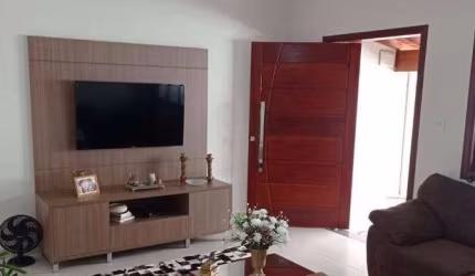 Casa com 3 dormitórios à venda, 169 m² por R$ 750.000,00 - Treviso - Varginha/MG