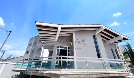 Casa com 3 quartos  à venda, 513 m² por R$ 1.700.000 - Vila Pinto - Varginha/MG