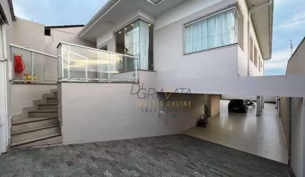 Casa com 3 dormitórios à venda, 220 m² por R$ 875.000,00 - Parque Boa Vista - Varginha/MG