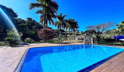 Sítio com 3 dormitórios à venda, 14000 m² por R$ 1.370.000,00 - Zona Rural - Varginha/MG