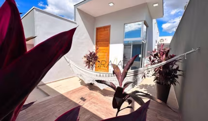 Casa com 3 dormitórios à venda, 166 m² por R$ 850.000,00 - Porto Real Varginha - Varginha/MG