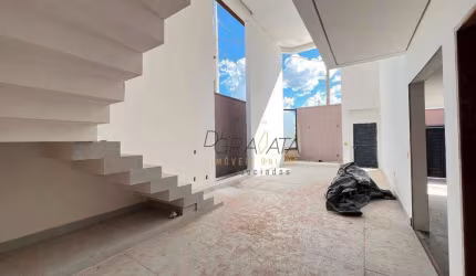Casa com 3 dormitórios à venda, 237 m² por R$ 950.000,00 - Belo Horizonte III - Varginha/MG
