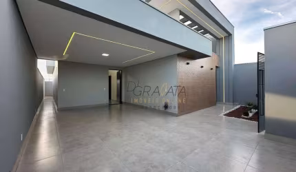 Casa com 3 dormitórios à venda, 144 m² por R$ 750.000,00 - Porto Príncipe - Varginha/MG
