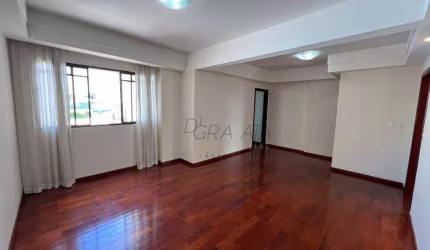 Apartamento com 3 dormitórios à venda, 110 m² por R$ 680.000 - Centro - Varginha/MG