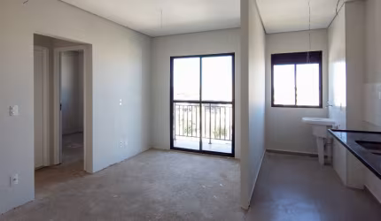 Lindo apartamento em condomínio com coworking, academia e piscina.