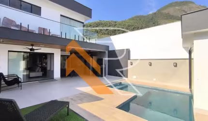Casa com 4 quartos à venda na Rua das Violetas, Itacoatiara, Niterói, 164 m2 por R$ 2.900.000