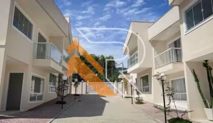 Casa em condomínio fechado com 3 quartos à venda na Rua dos Jequitibás, Engenho do Mato, Niterói, 108 m2 por R$ 575.000
