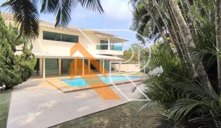 Casa em condomínio fechado com 3 quartos para alugar na Rua São Pedro de Itaipu, Itaipu, Niterói, 287 m2 por R$ 14.000