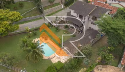 Casa em condomínio fechado com 5 quartos à venda na Rua Terra Nova, Itaipu, Niterói, 574 m2 por R$ 3.700.000