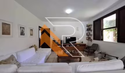 Casa em condomínio fechado com 4 quartos à venda na Condomínio Vale de Itaipu, Itaipu, Niterói, 364 m2 por R$ 1.600.000