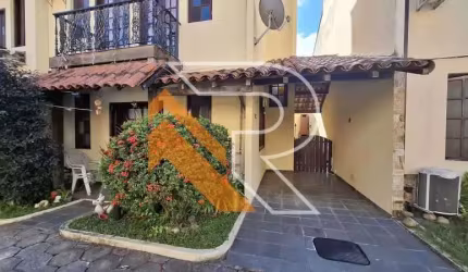 Casa em condomínio fechado com 3 quartos à venda na Rua Altamir Lima Souza de Jesus, Itaipu, Niterói, 113 m2 por R$ 650.000