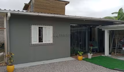 Casa 2 quartos no barirro Araçatuba em Imbituba-SC