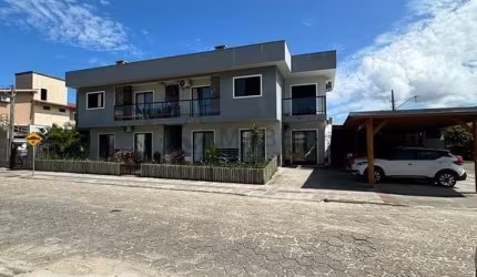 Apartamento temporada na praia Garopaba SC