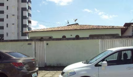 Casa residencial à venda, Lagoa Nova, Natal.