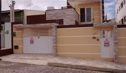 Casa com 3 dormitórios à venda, 180 m² por R$ 470.000,00 - Cidade Verde - Parnamirim/RN