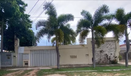Casa com 4 dormitórios à venda, 400 m² por R$ 850.000,00 - Candelária - Natal/RN