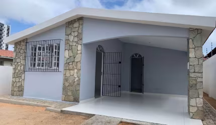 Casa com 3 dormitórios à venda, 180 m² por R$ 620.000 - Lagoa Nova - Natal/RN