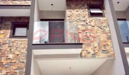 Sobrado NOVO 3 Dormitórios , 3 suítes , 2 vagas , 127m² no Jardim Picolo