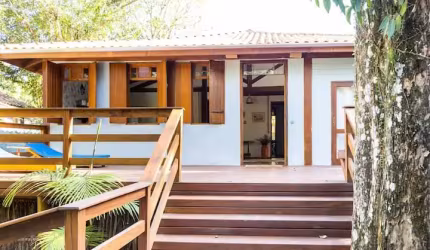 Linda casa na Praia mais procurada de Ubatuba/SP