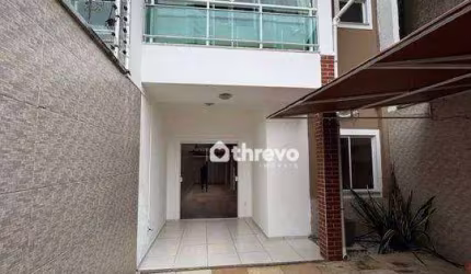 Casa com 3 dormitórios à venda, 125 m² por R$ 450.000 - Mangabeira - Eusébio/CE