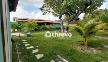 Casa com 2 dormitórios à venda, 840 m² de terreno, por R$ 520.000 - Guajiru - Caucaia/CE