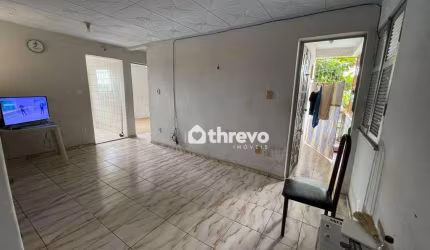 Apartamento com 2 dormitórios, 60 m² - venda por R$ 110.000,00 ou aluguel por R$ 850,00/mês - Cristo Rei - Teresina/PI