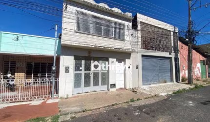 Kitnet com 3 dormitórios para alugar, 72 m² por R$ 800,00/mês - Centro - Teresina/PI