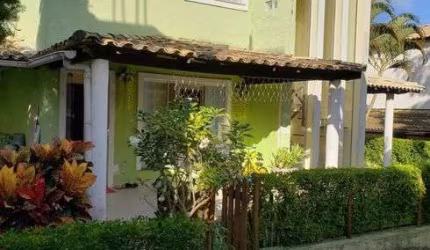 vendo exatamente casa. em condomínio fechado