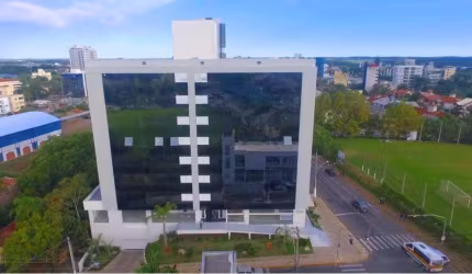 Sala Comercial de 49 m² no Centro de Gravataí: Ideal para Escritório, Estúdio ou Consultório!