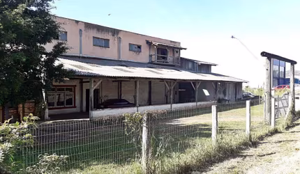 Venda e Aluguel de Pavilhão com Apartamento em Gravataí