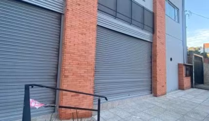 Alugue Ampla Loja de 175m² em Localização Estratégica