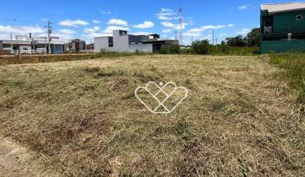 Terreno de 200m² no Gardenville - Construa seu sonho em um bairro planejado!