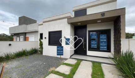 Casa Espaçosa de 3 Dormitórios com Piscina e Área de Lazer