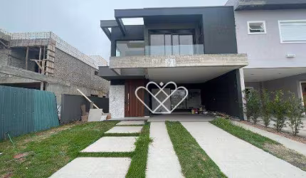 Conforto e Sofisticação em Casa com Piscina no Condomínio Terras Alpha, Gravataí