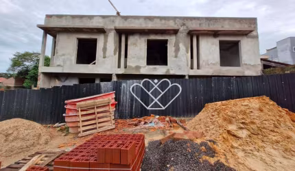 Sobrado Moderno em Construção no Bairro Renascença
