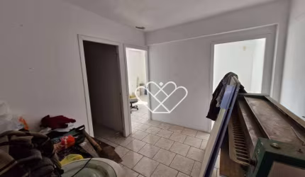 Sala Comercial Ampla e Bem Localizada no Bairro Jansen